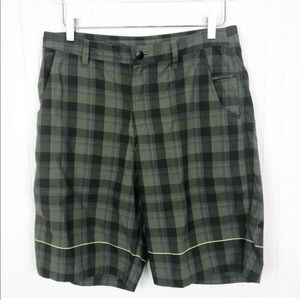 Lululemon Plaid Kahuna Shorts Size 34
